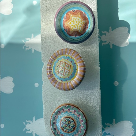 MACKENZIE CHILDS KNOBS - Picture 5 of 16